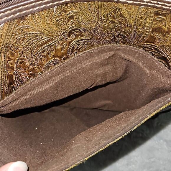 Relic Crossbody Embossed Paisley Pattern Bohemian Vegan Leather Adjustable - Picture 7 of 16